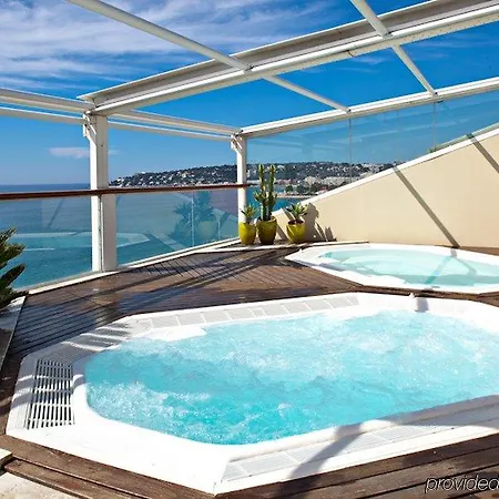 Riva Art&spa Menton